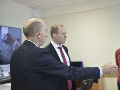 Заместитель руководителя Росрыболовства Василий Соколов посетил Дальрыбвтуз