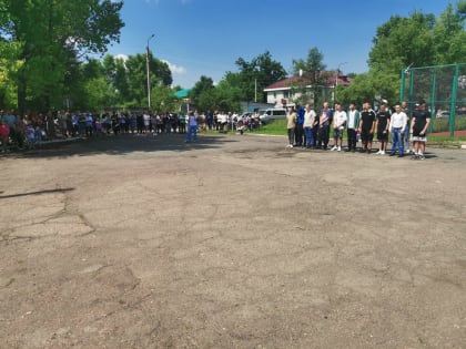 На площади военкомата состоялся торжественный митинг «Сегодня призывник- завтра солдат»