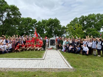 Аллею памяти 32-й гвардейской стрелковой дивизии открыли в Надеждинском районе