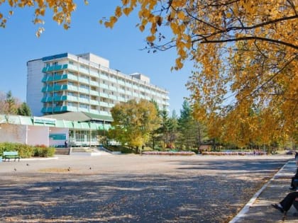 Переболевшие ковидом медики Приморья смогут выбрать санаторий для бесплатного оздоровления