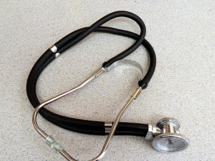 Нет времени болеть: маркетологи и официанты чаще других не позволяют себе брать больничный