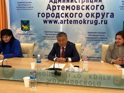Глава АГО Вячеслав Квон чествовал артемовских спортсменов с ограниченными возможностями