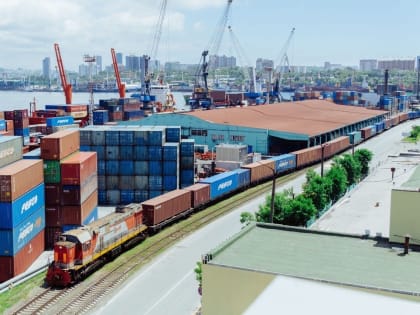 За 10 месяцев 2022 года контейнерооборот порта Владивосток вырос на 2,4%