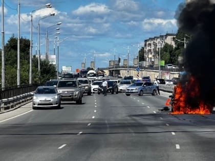 Во Владивостоке поощрят инспекторов ДПС, отличившихся в экстремальной ситуации
