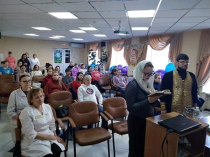 Вашими молитвами: священникам пропишут посещения больниц
