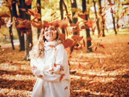 «Опасность пришла, откуда не ждали». Россиян предупредили о вреде осенних фотосессий