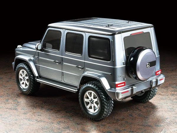 Rear view of an assembled Mercedes-Benz G 500 1/10 scale model