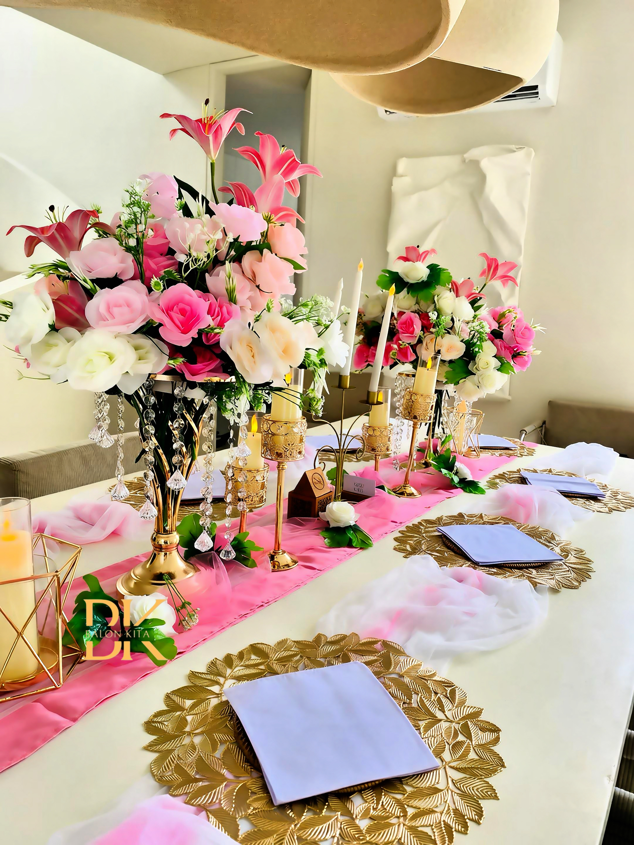 Table Decoration Setup
