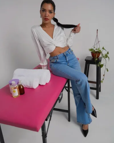 Detalle de foto perfil de Luciana en Asmodeo.net