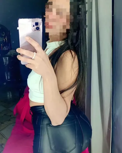 Detalle de foto perfil de Luciana en Asmodeo.net