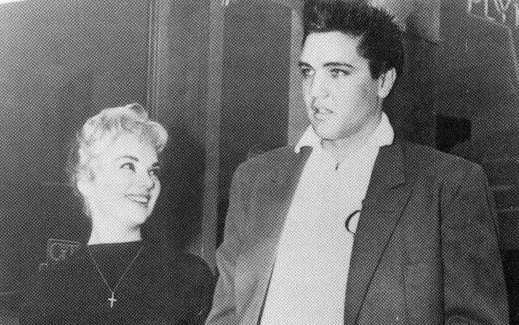 Managing Celebrity Fan Relationships Lessons from Elvis Presley