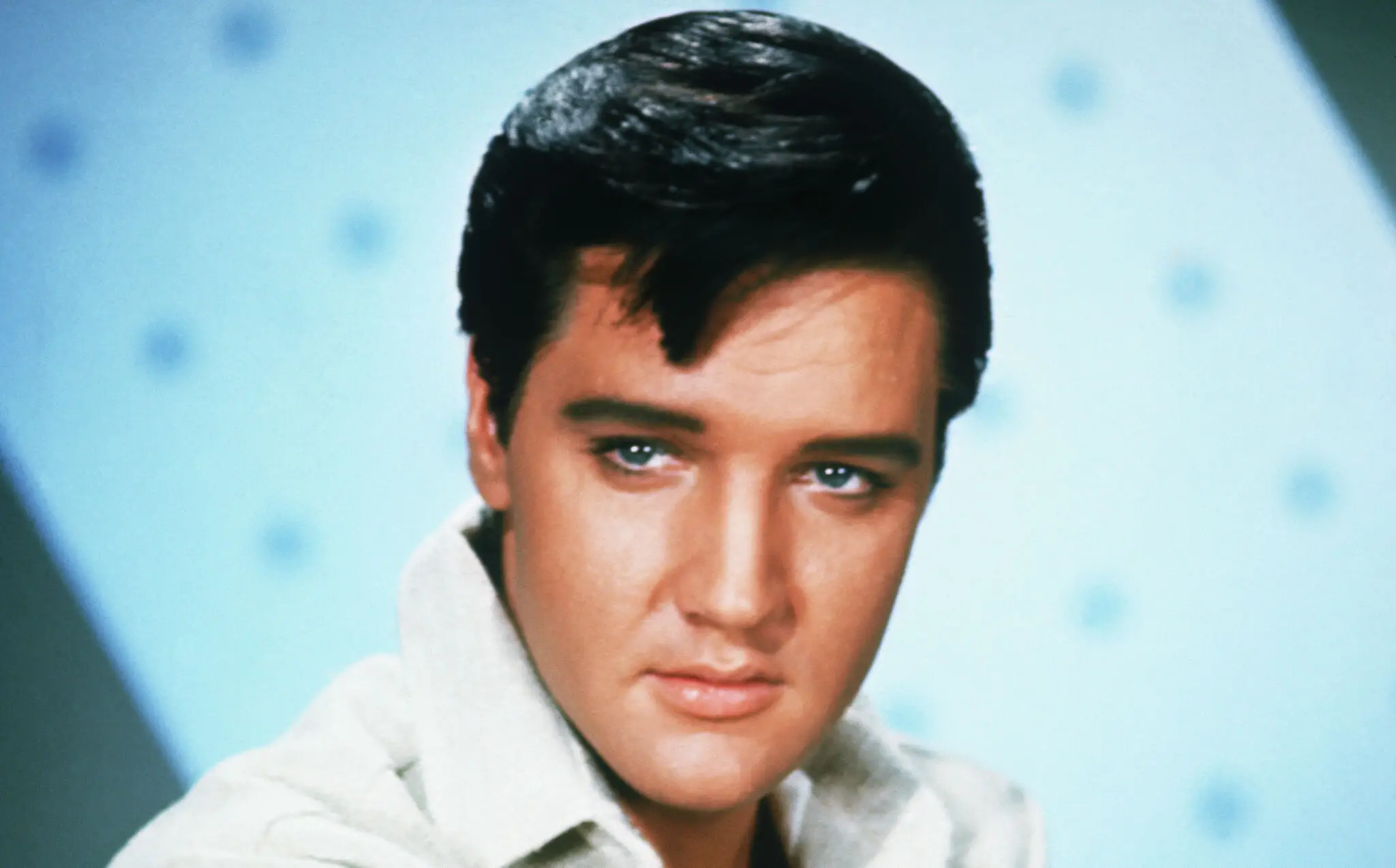 Elvis Presley Legendary Eateries and Unforgettable Food Stories