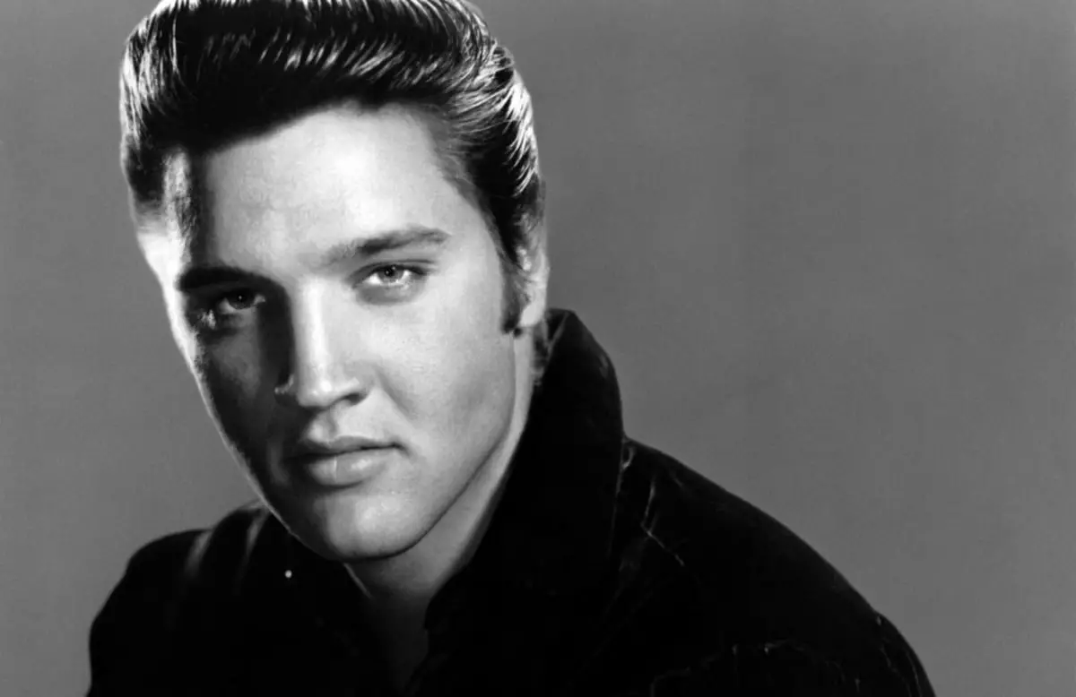 Elvis Presley's Reading Habits A Peek into the King's Literary Side