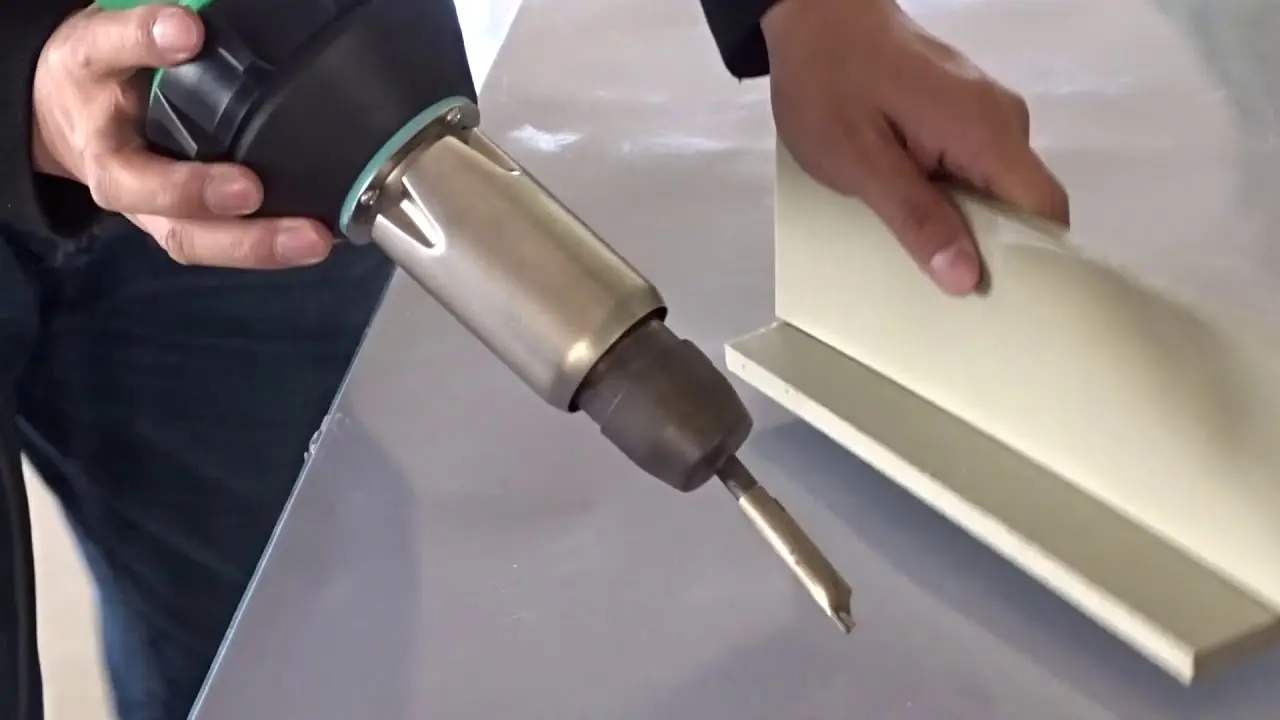 Cách Hàn Nhựa PVC - Nghệ Thuật và Kỹ Thuật Kết Nối