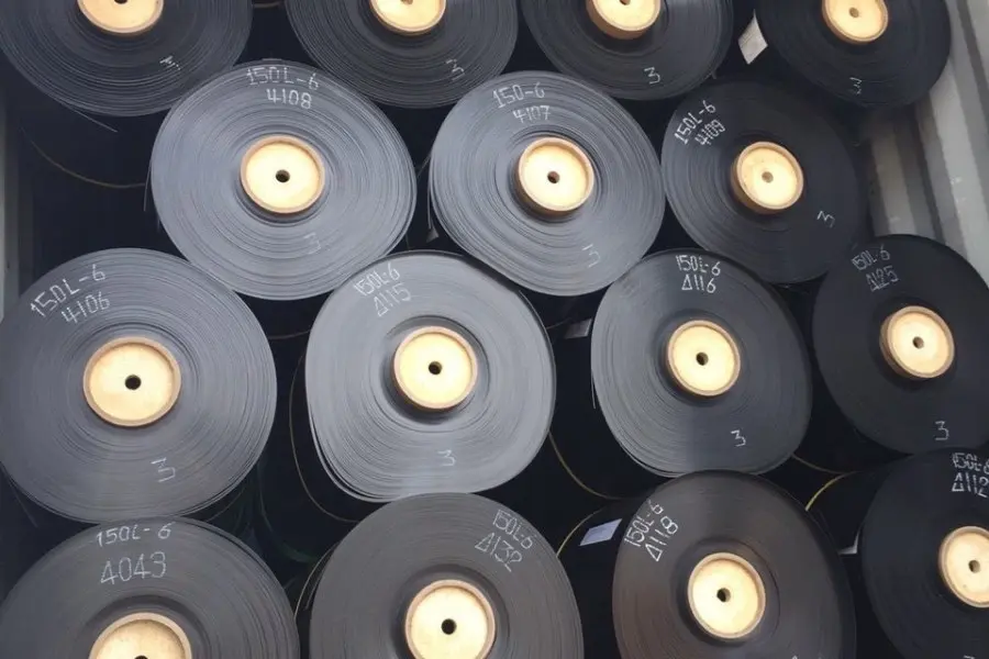 Màng HDPE đỉnh cao - Chống thấm tuyệt đối - Bảo vệ bền vững