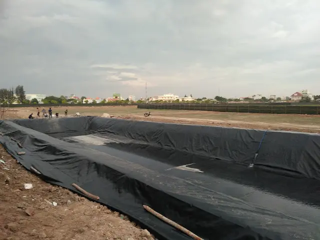 Bạt Lót Ao HDPE - Khắc Tinh Thấm Nước, Vàng Lòng Người Nuôi