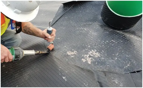Bạt chống thấm lót hồ bơi - Giải pháp vàng cho công trình bền vững