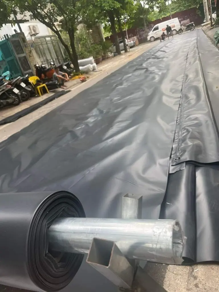 Giá Bạt HDPE 0.3mm - Lựa Chọn Thông Minh Cho Mọi Công Trình