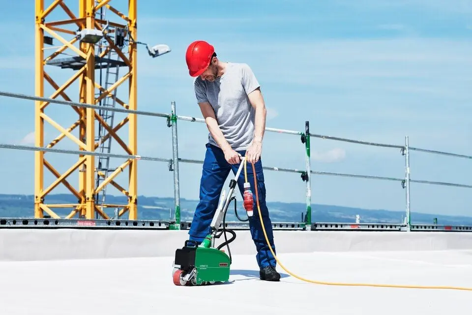 Máy hàn bạt nhựa VARIMAT 700 - Giải pháp hàn tối ưu - Hiệu quả vượt trội