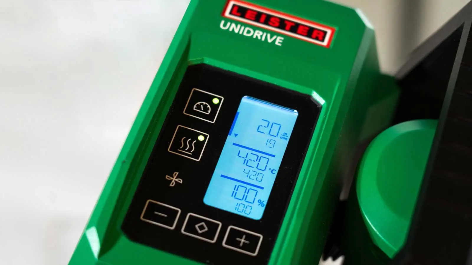 Máy hàn bạt nhựa PVC UNIDRIVE 500 - Giải pháp hàn chuyên nghiệp vượt trội