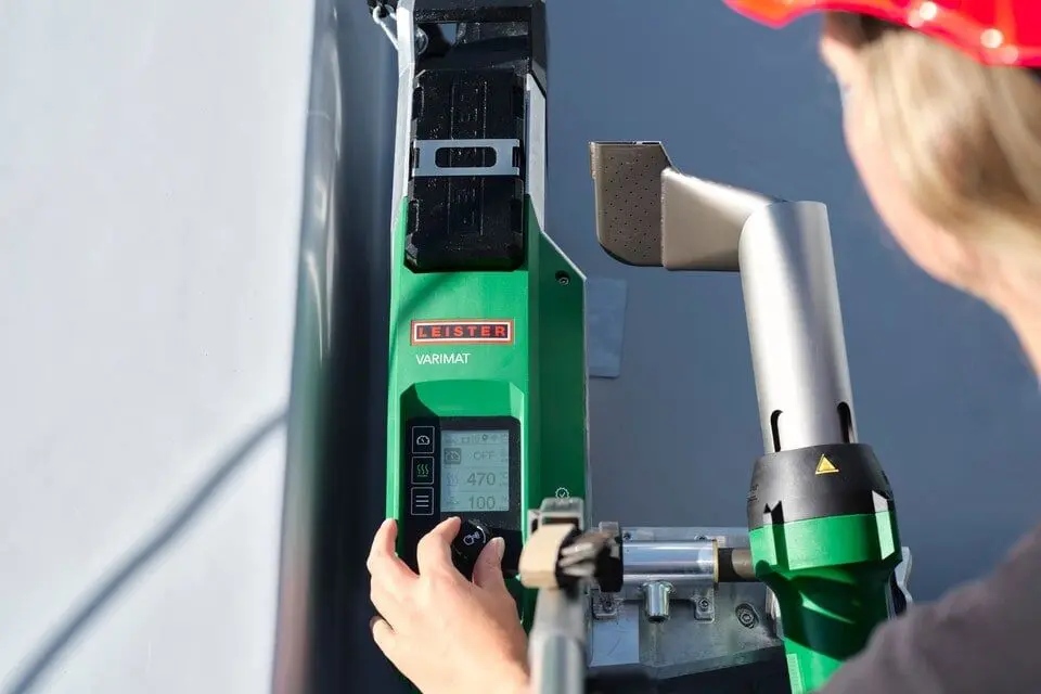 Máy hàn bạt Leister VARIMAT 300 - Giải pháp hàn bạt chuyên nghiệp hàng đầu