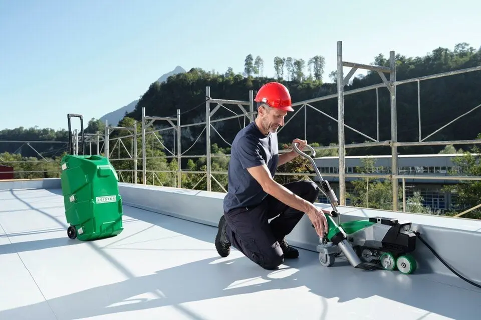 Máy hàn bạt Leister VARIMAT 300 - Giải pháp hàn bạt chuyên nghiệp hàng đầu
