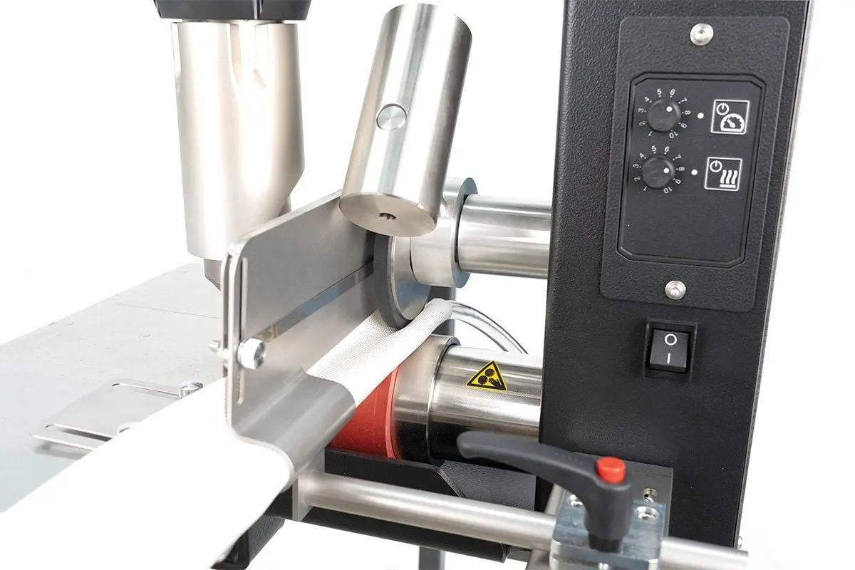 Máy Hàn Bạt Nhựa HEMTEK K-ST - Giải Pháp Tối Ưu Cho Mọi Công Trình