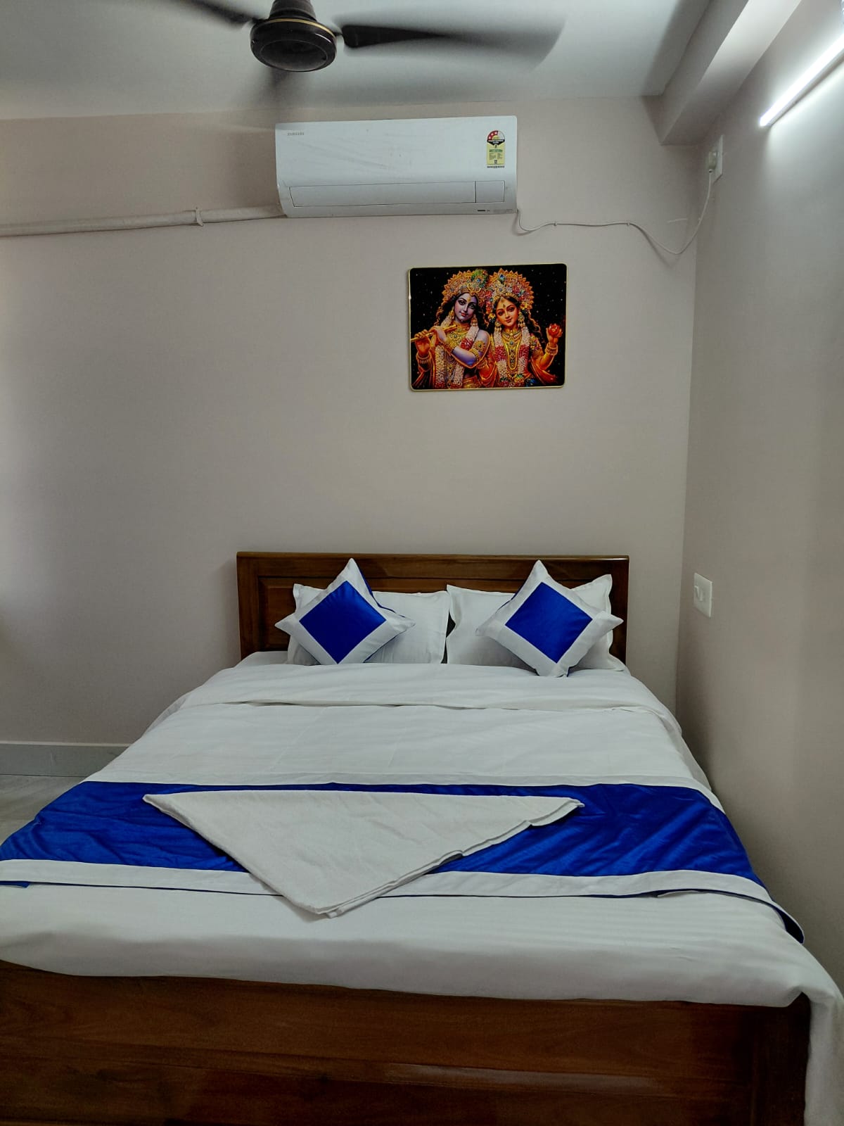 Economy AC Room