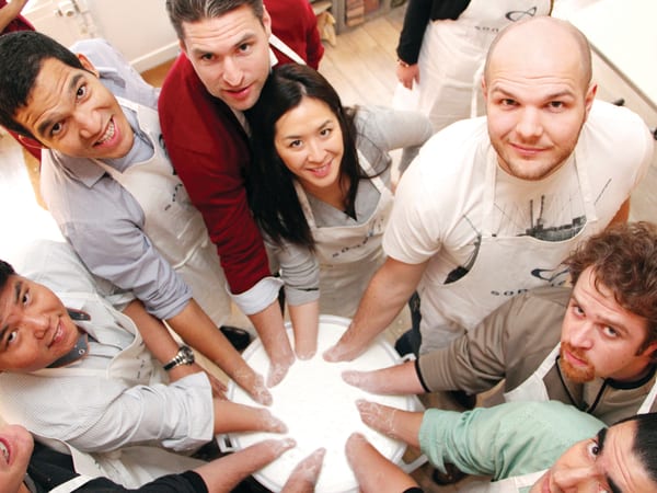 team-building-liberez-votre-creativite-avec-l-art-et-la-matiere