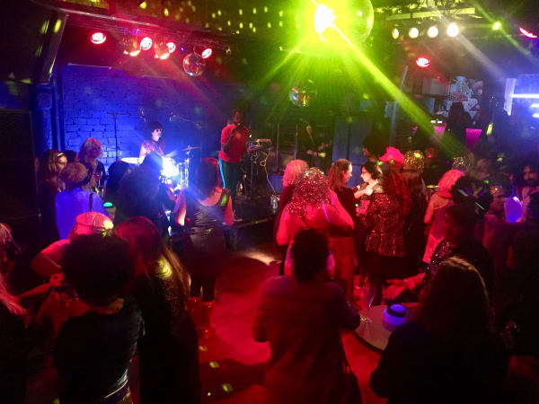 team-building-blind-test-decouverte-musicale