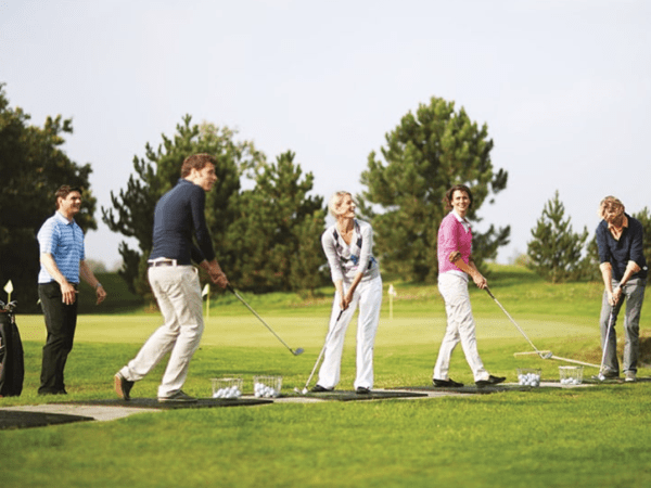 team-building-team-building-golf-paris-une-activite-cohesion-a-faire-en-equipe