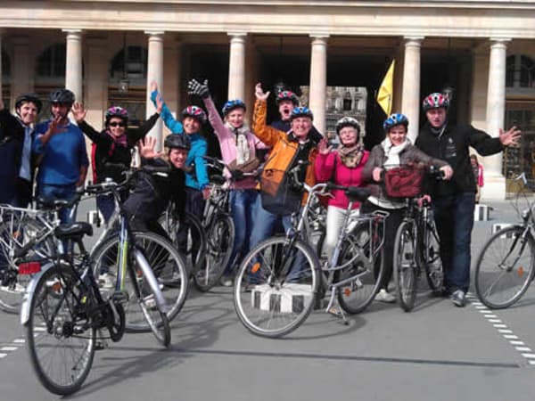 team-building-team-building-rallye-a-velo-a-paris-avec-son-equipe