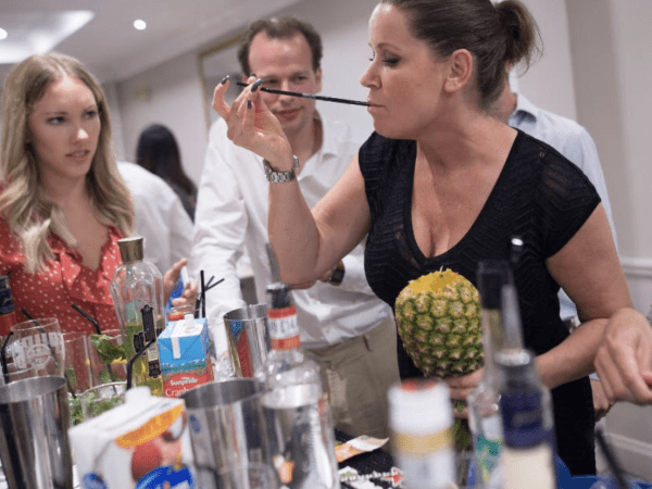 team-building-team-building-cocktail-challenge-a-paris-entre-collegues