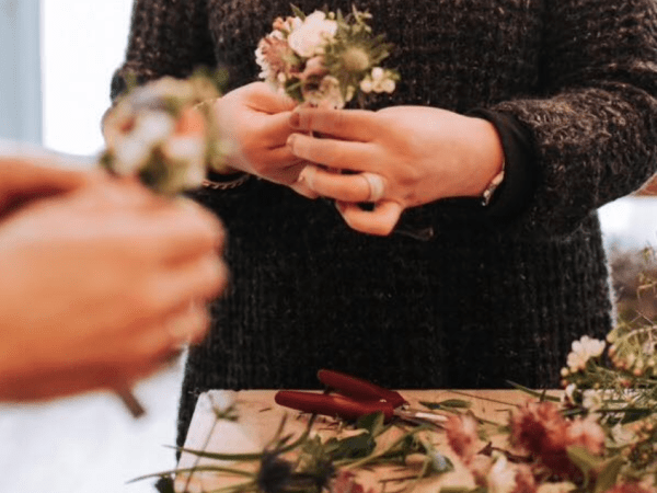 team-building-team-building-manuel-floral-a-paris-entre-collegues