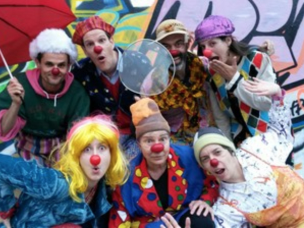 team-building-team-building-pour-entreprise-d-improvisation-a-paris