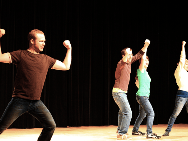 team-building-l-atelier-d-improvisation-theatrale