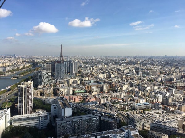 team-building-Team-Building-vol-en-montgolfiere-dans-un-pavillon-privatisable