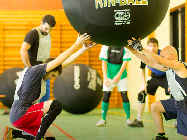 team-building-Team-Building-sportif-en-equipe-a-Paris-pour-entreprise