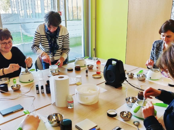 team-building-Team-building-DIY-creation-de-cosmetiques-en-equipe-a-Paris
