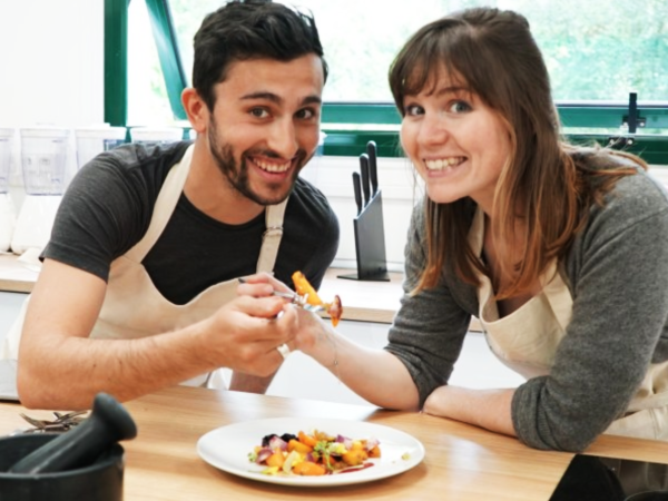 team-building-Team-Building-de-Cuisine-pour-entreprise-a-Paris
