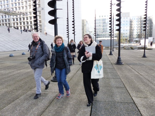 team-building-Team-Building-jeu-de-piste-a-la-defense-a-faire-en-equipe