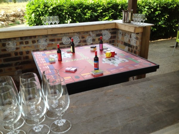 animation-Animation-monopoly-pour-entreprise-autour-du-vin-a-Paris