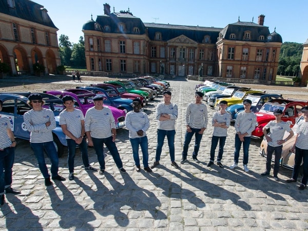 team-building-Team-Building-rallye-en-Vallee-de-Chevreuse-en-2CV-a-Paris