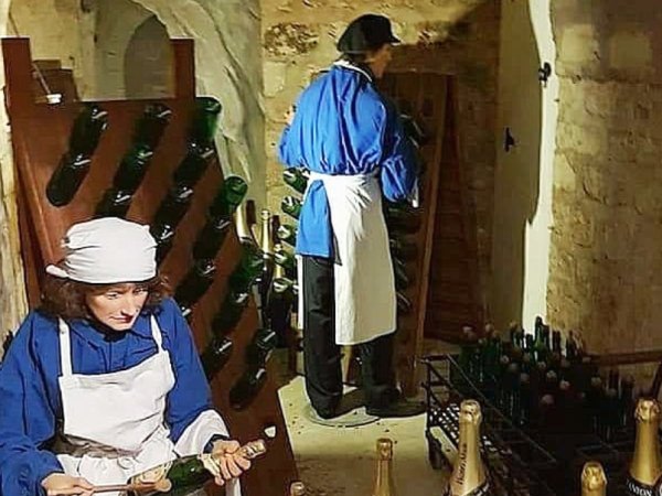 team-building-Team-Building-partez-a-laventure-avec-un-Escape-Game-a-Paris