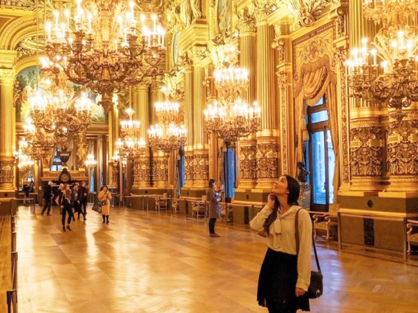team-building-Team-building-Les-Mysteres-du-Palais-Garnier-en-equipe-a-Paris