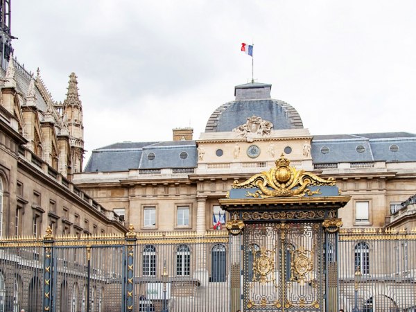 Team-Building-Team-building-balade-au-coeur-de-lIle-de-la-Cite-en-equipe-a-Paris