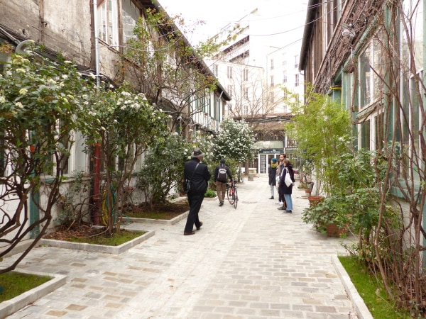 team-building-Visite-en-lignele-chemin-du-Montparnasse-haut-lieu-des-annees-folles