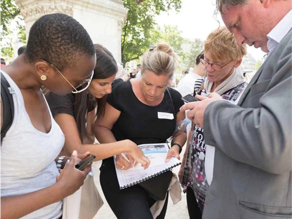 Team-Building-Team-building-parcours-gourmand-et-defis-culinaires-a-Paris