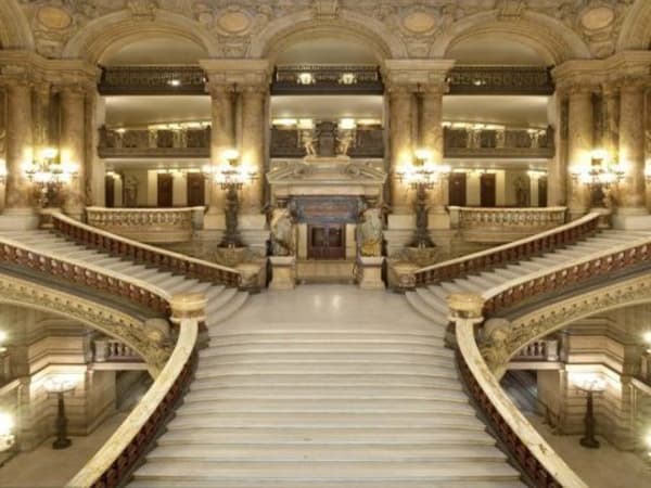 team-building-visite-de-l-opera-garnier-a-paris-avec-votre-entreprise