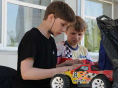 В Брянске прошли областные соревнования по кордовым и радиоуправляемым автомоделям среди школьников